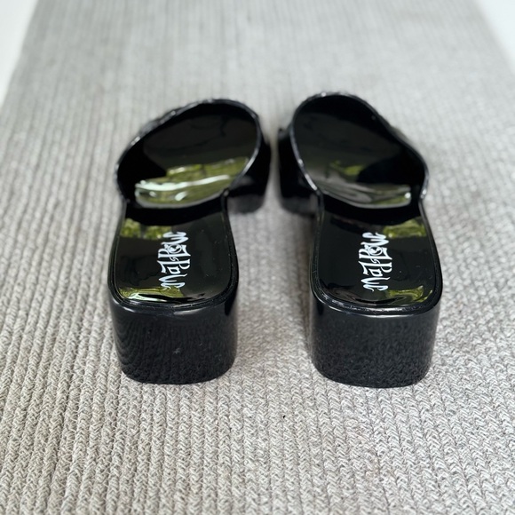 MAD LOVE Shiny Black Block Heel Slides Sandals Size 9 - Picture 6 of 8
